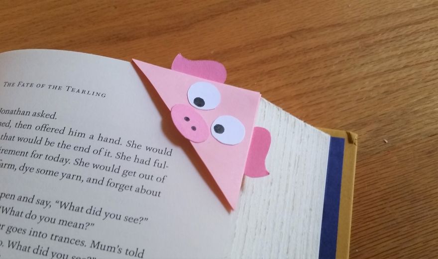 Adorable Handmade Corner Bookmarks Adorable Handmade Corner Bookmarks