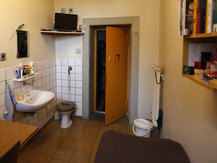 What Prison Cells Look Like Around The World What Prison Cells Look Like Around The World