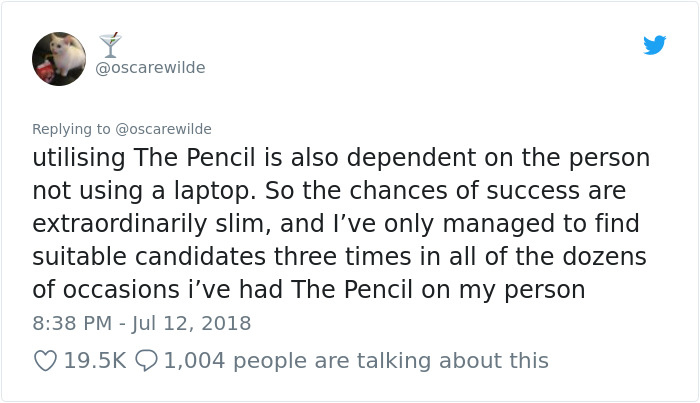 Woman Finally Finds Genius Way To Use Her GIANT Pencil She Got As Gift, And It’s Hilariously Savage Woman Finally Finds Genius Way To Use Her GIANT Pencil She Got As Gift, And It’s Hilariously Savage