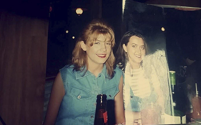 After Their Mother Passed Away These Siblings Threw A Message In A Bottle And In 2 Years Received An Unexpected Response