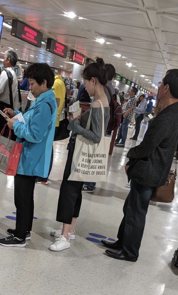 126 Times People Had To Look Twice To Understand What They Were Seeing At The Airport 126 Times People Had To Look Twice To Understand What They Were Seeing At The Airport