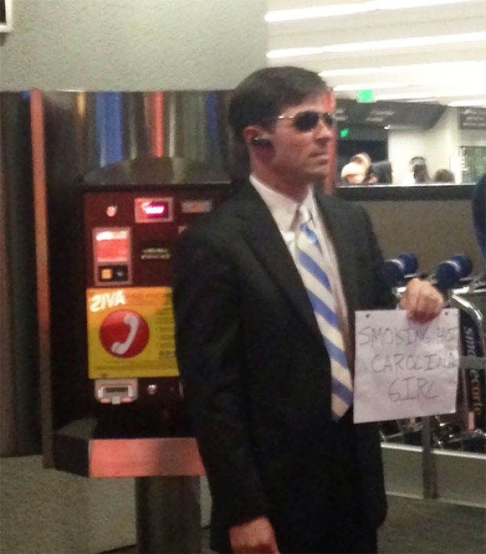 126 Times People Had To Look Twice To Understand What They Were Seeing At The Airport 126 Times People Had To Look Twice To Understand What They Were Seeing At The Airport