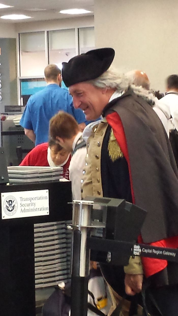 126 Times People Had To Look Twice To Understand What They Were Seeing At The Airport 126 Times People Had To Look Twice To Understand What They Were Seeing At The Airport