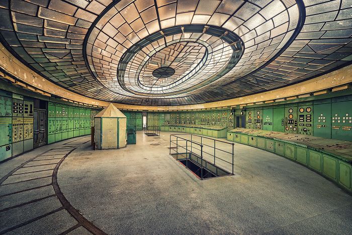 Photographer Takes Pictures Of Abandoned Buildings Around Europe Photographer Takes Pictures Of Abandoned Buildings Around Europe