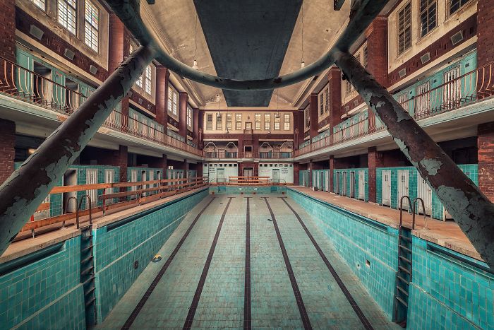 Photographer Takes Pictures Of Abandoned Buildings Around Europe Photographer Takes Pictures Of Abandoned Buildings Around Europe