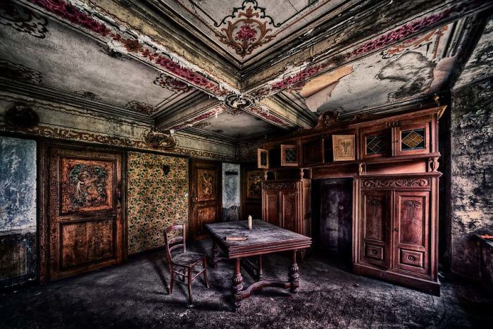 Photographer Takes Pictures Of Abandoned Buildings Around Europe Photographer Takes Pictures Of Abandoned Buildings Around Europe