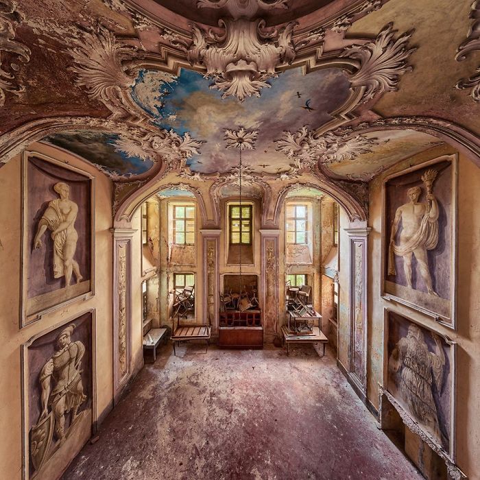 Photographer Takes Pictures Of Abandoned Buildings Around Europe Photographer Takes Pictures Of Abandoned Buildings Around Europe