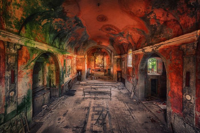 Photographer Takes Pictures Of Abandoned Buildings Around Europe Photographer Takes Pictures Of Abandoned Buildings Around Europe