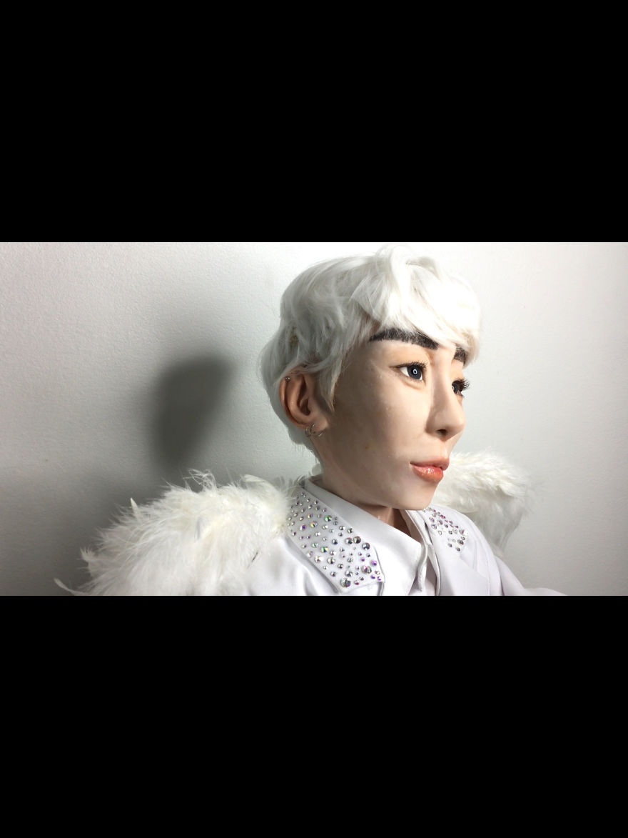 I Spent Four Months Sculpting Jong-Hyun With Polymer Clay To Fight Depression I Spent Four Months Sculpting Jong-Hyun With Polymer Clay To Fight Depression