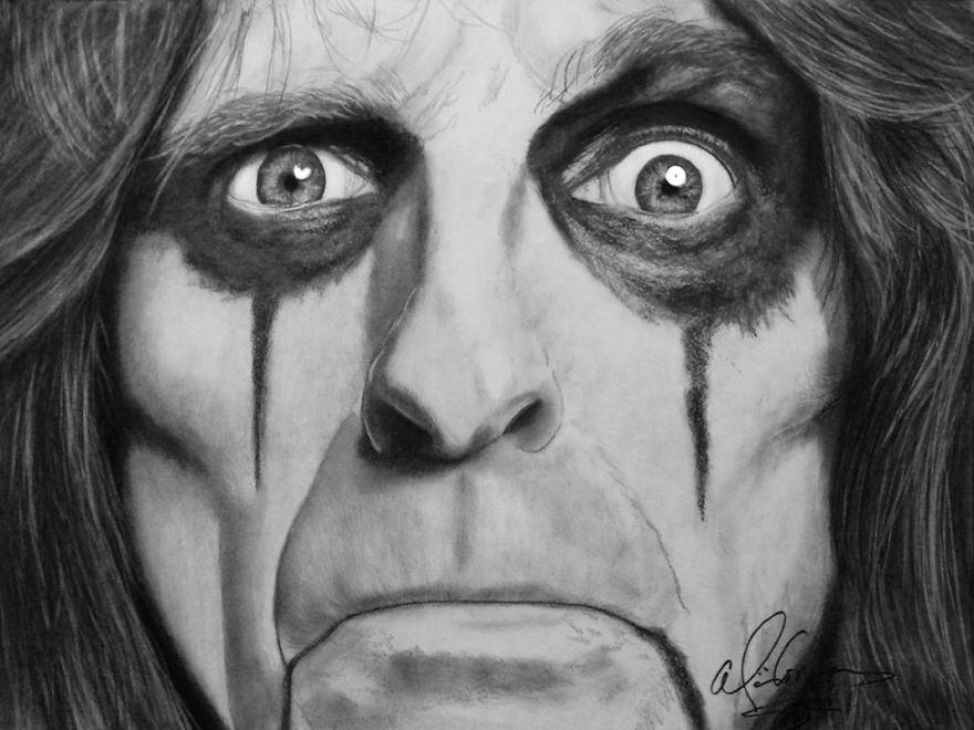 Bus Driver With An Eclipse Eye Injury Draws Photo Realistic Drawings Bus Driver With An Eclipse Eye Injury Draws Photo Realistic Drawings