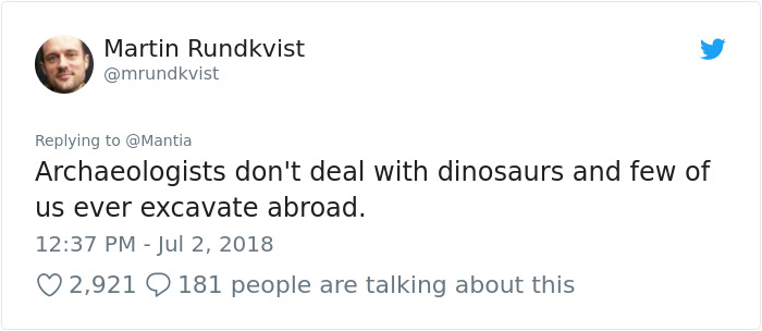 People Share Popular Misconceptions About Their Jobs, And The Nurse One Is Sad