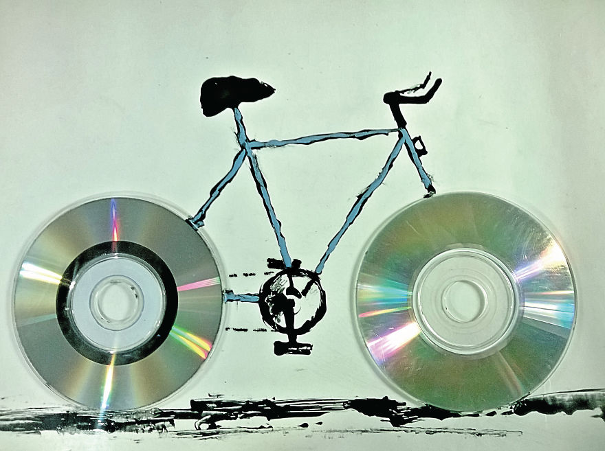 Lazy Art: I Look For Objects Lying Around To Complete My Illustrations Lazy Art: I Look For Objects Lying Around To Complete My Illustrations