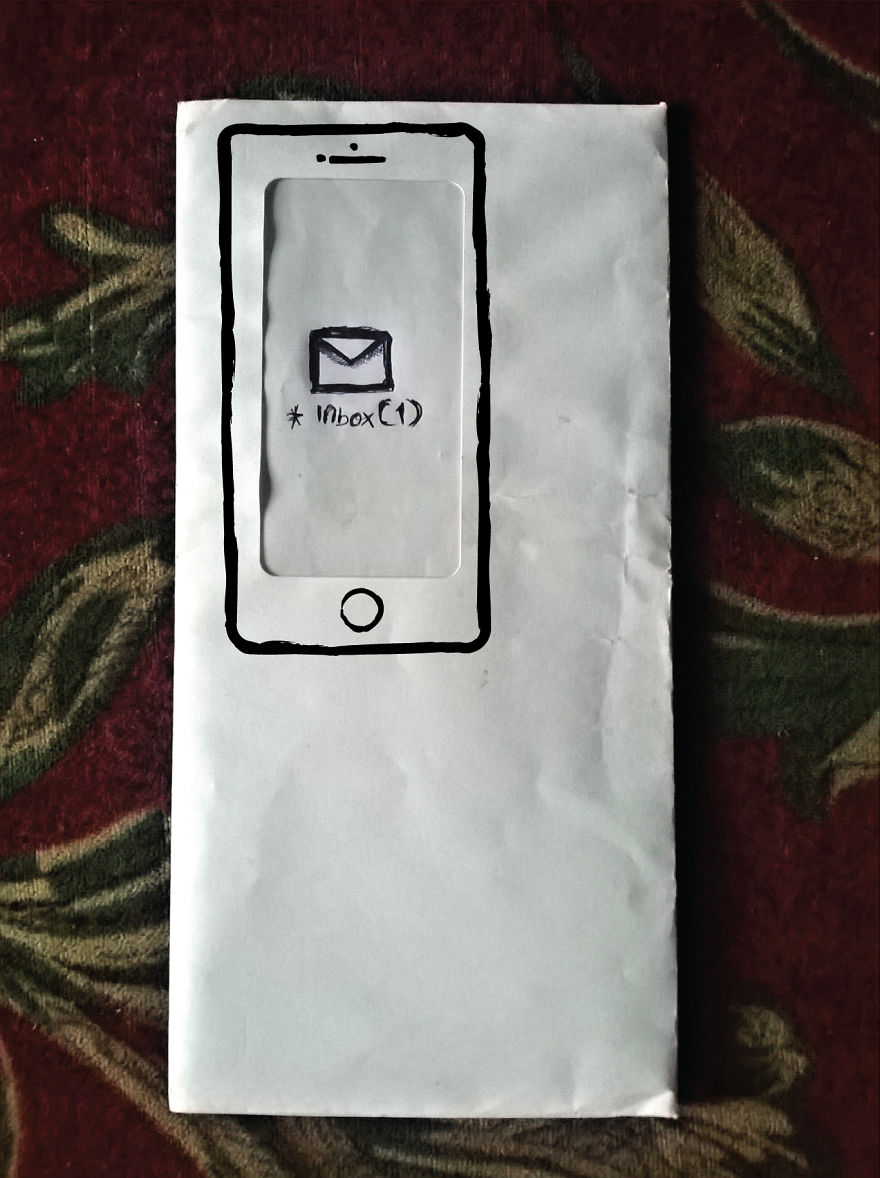 Lazy Art: I Look For Objects Lying Around To Complete My Illustrations Lazy Art: I Look For Objects Lying Around To Complete My Illustrations