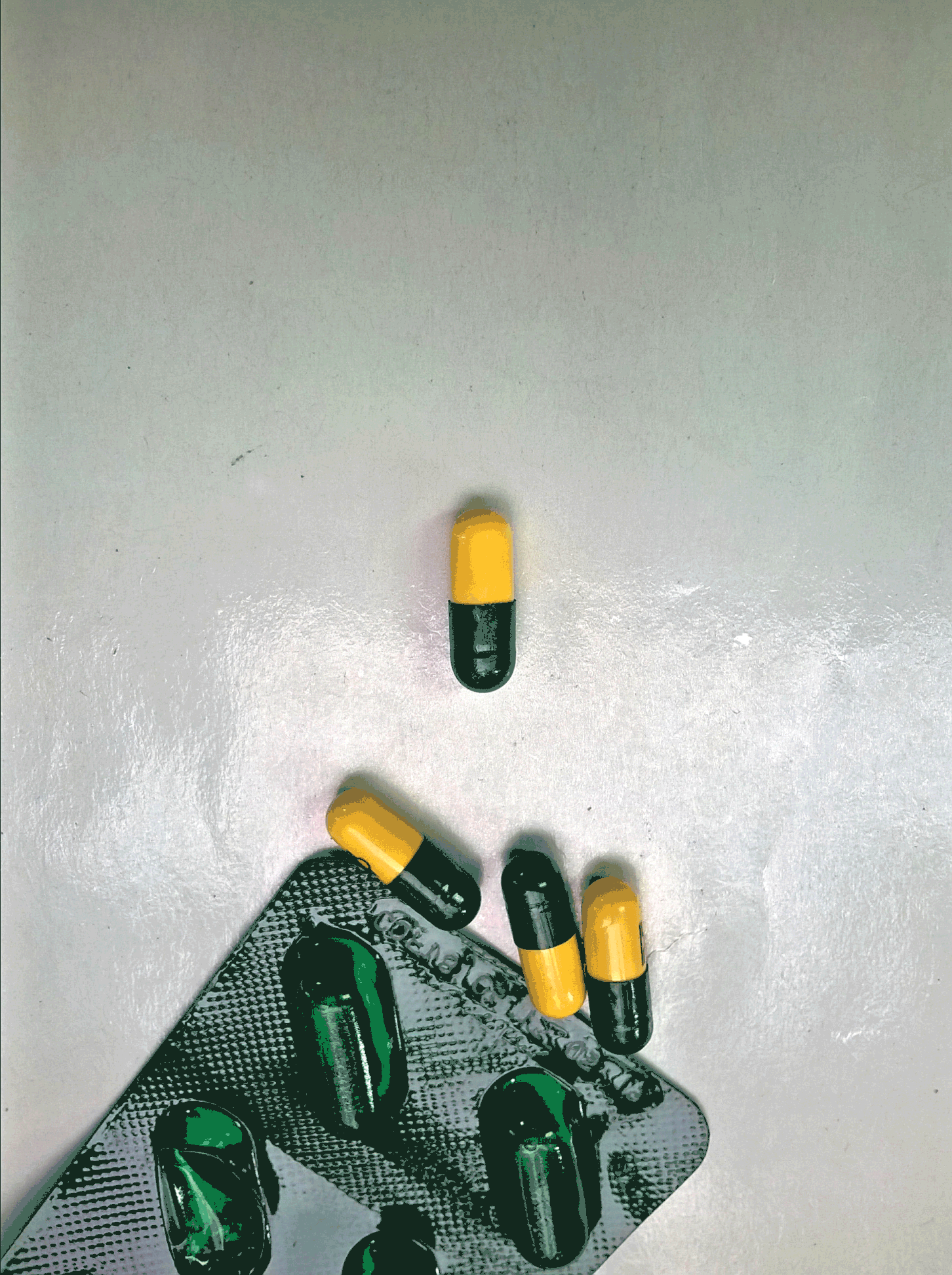 Lazy Art: I Look For Objects Lying Around To Complete My Illustrations Lazy Art: I Look For Objects Lying Around To Complete My Illustrations