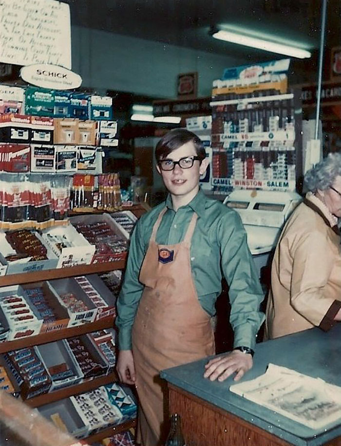 61 Rare Vintage Photos Of Grocery Stores That May Surprise You