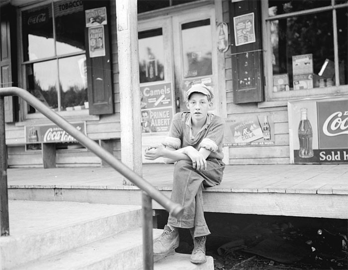 61 Rare Vintage Photos Of Grocery Stores That May Surprise You