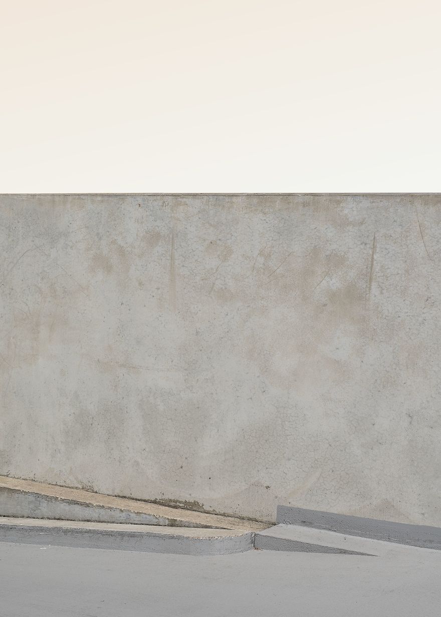 Spatial Visions – An Exploration Of Human Loneliness With A Visual Atmosphere Spatial Visions – An Exploration Of Human Loneliness With A Visual Atmosphere