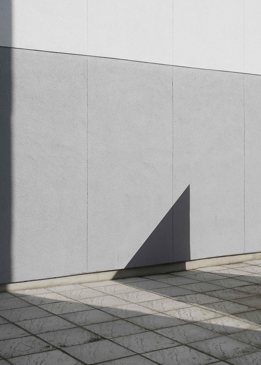 Spatial Visions – An Exploration Of Human Loneliness With A Visual Atmosphere Spatial Visions – An Exploration Of Human Loneliness With A Visual Atmosphere