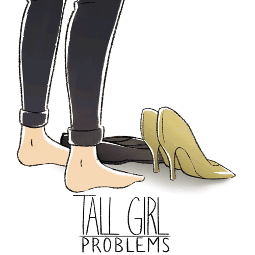 Artist Illustrates Tall &#038; Short Girl Problems, And The Result Is Hilariously Relatable