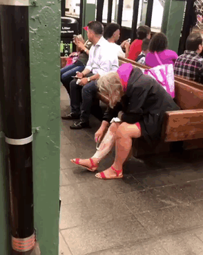 104 Times People Had To Look Twice To Understand What They Were Seeing On The Subway