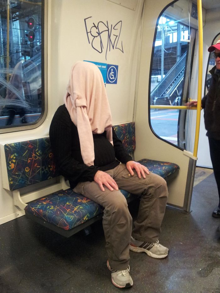 104 Times People Had To Look Twice To Understand What They Were Seeing On The Subway