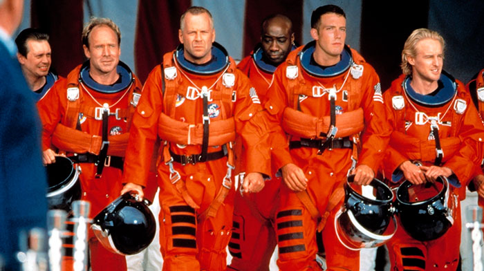 118 Fun Facts About Movies (Spoiler: Kate Winslet Is Especially Naughty) 118 Fun Facts About Movies (Spoiler: Kate Winslet Is Especially Naughty)