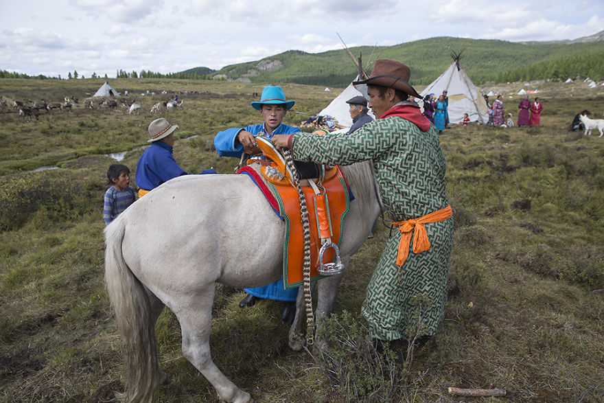 I Photographed Indigenous Marriage Of Tsaatan Tribe In Mongolian Wild Taiga I Photographed Indigenous Marriage Of Tsaatan Tribe In Mongolian Wild Taiga