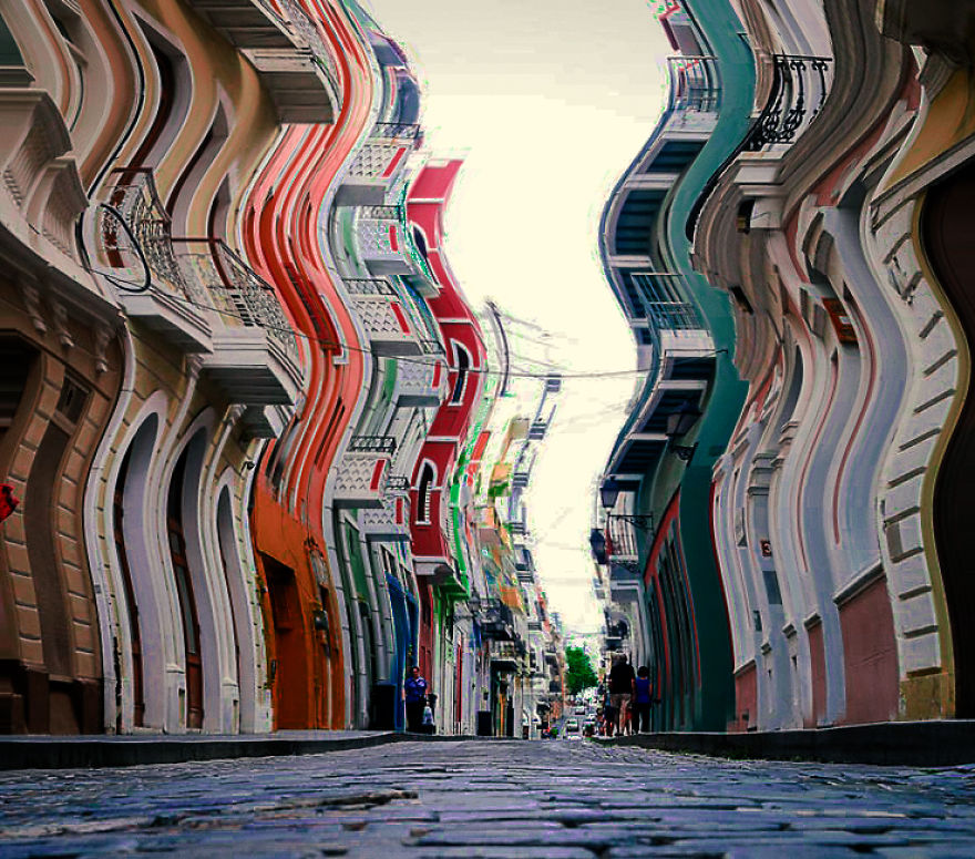 I Create Different, Distorted World