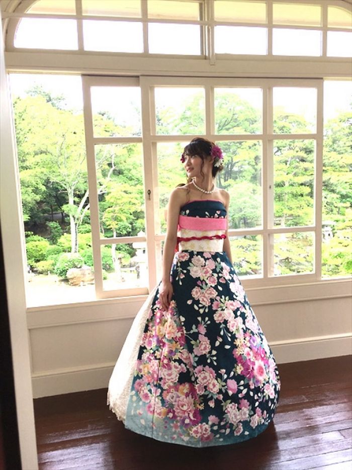 Brides In Japan Are Turning Their Traditional Kimonos Into Extraordinary Wedding Dresses