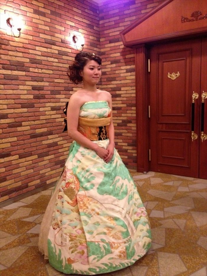 Brides In Japan Are Turning Their Traditional Kimonos Into Extraordinary Wedding Dresses