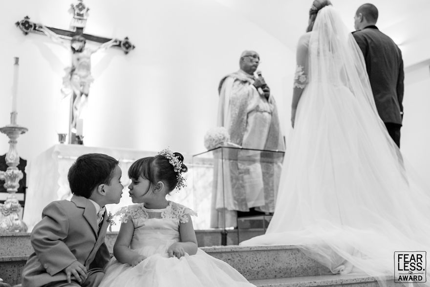 The Best Wedding Photos Of 2018 Show What Happens When You Pay For A Good Photographer