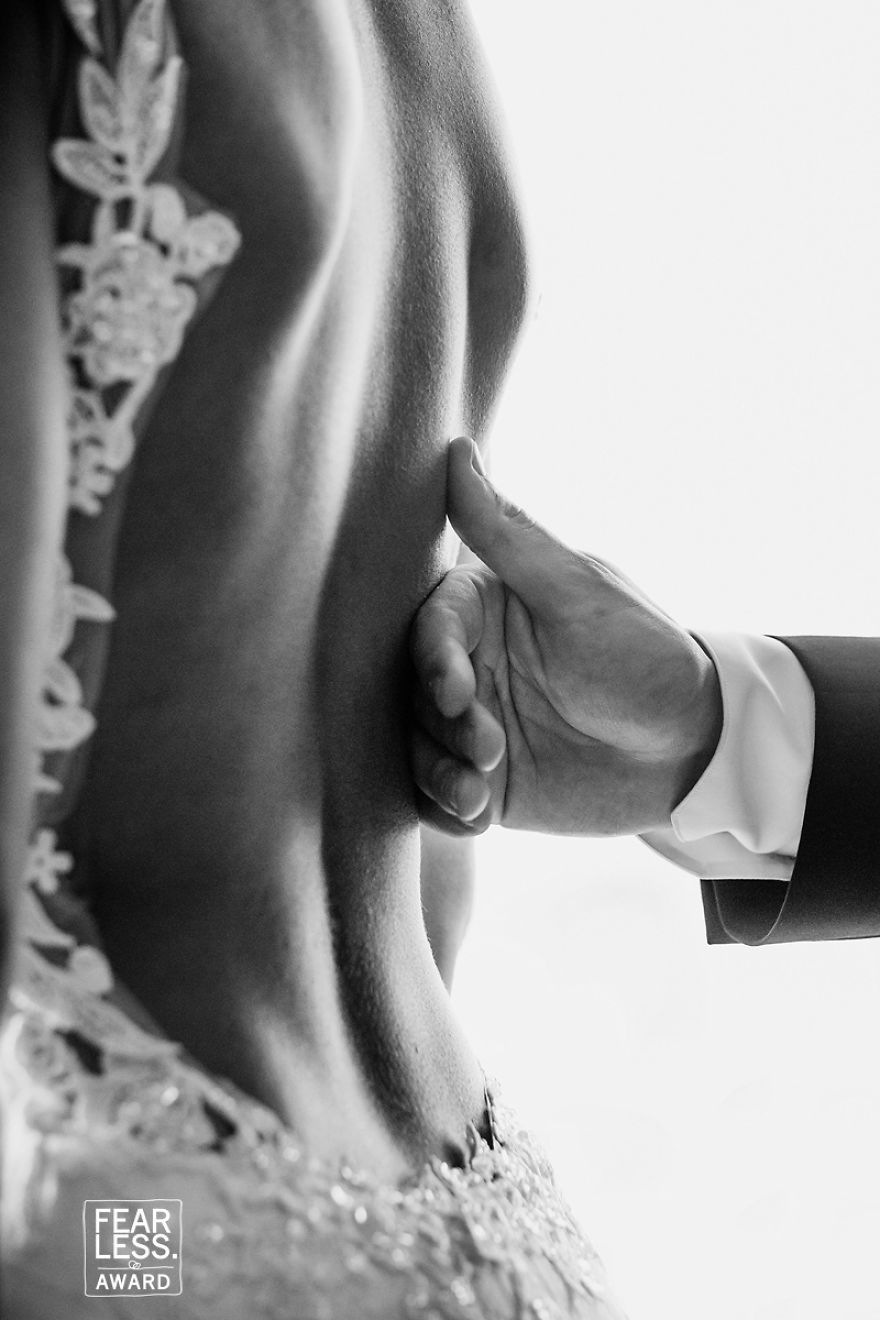 The Best Wedding Photos Of 2018 Show What Happens When You Pay For A Good Photographer