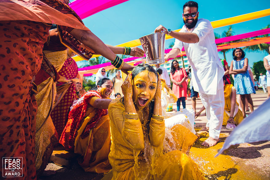 The Best Wedding Photos Of 2018 Show What Happens When You Pay For A Good Photographer