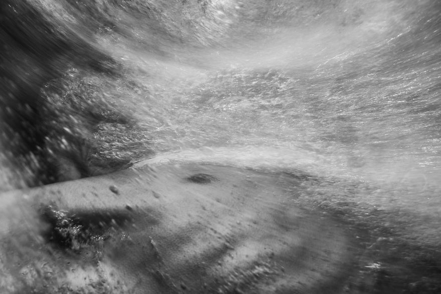 This Australian Photographer Captured 21 Ghostlike Portraits Of Bodysurfers This Australian Photographer Captured 21 Ghostlike Portraits Of Bodysurfers