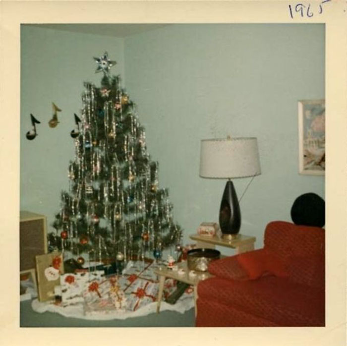 50 Photos Of Christmas Home Decor In The 1950s And 1960s Show How Much Things Have Changed 50 Photos Of Christmas Home Decor In The 1950s And 1960s Show How Much Things Have Changed