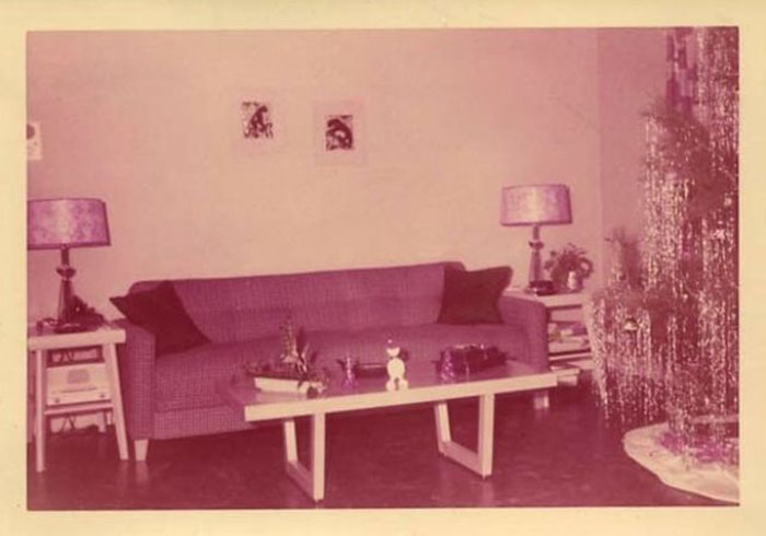 50 Photos Of Christmas Home Decor In The 1950s And 1960s Show How Much Things Have Changed 50 Photos Of Christmas Home Decor In The 1950s And 1960s Show How Much Things Have Changed