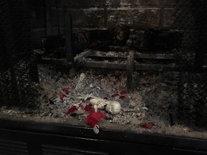 50 Elf On The Shelf Ideas That Take Mischief To The Next Level (+20 New)