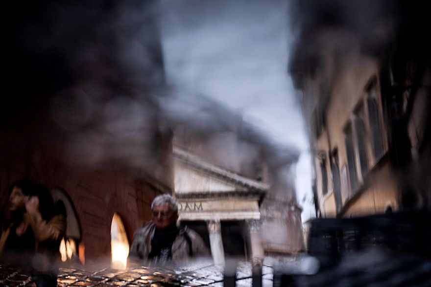 I Captured The Ancient Beauty Of Rome In The Rain