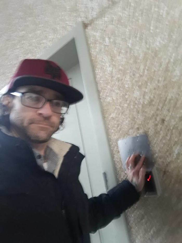 Police Release A &#8216;Wanted&#8217; Post On Facebook, The Guy Himself Responds And They Have A Hilarious Conversation