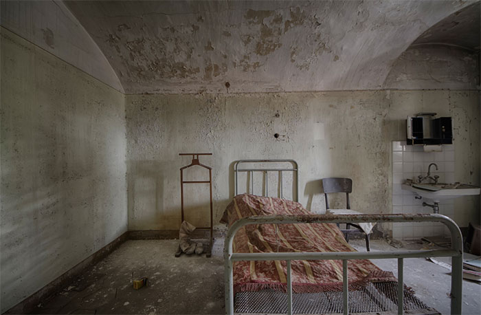 19th Century Journalist Locked Herself In An Asylum And Revealed The Ways Women Were Tortured 19th Century Journalist Locked Herself In An Asylum And Revealed The Ways Women Were Tortured