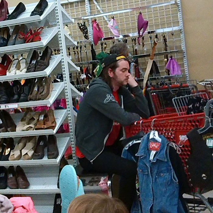 49 “Miserable Men” Hilariously Captured While Their Women Were Shopping 49 “Miserable Men” Hilariously Captured While Their Women Were Shopping