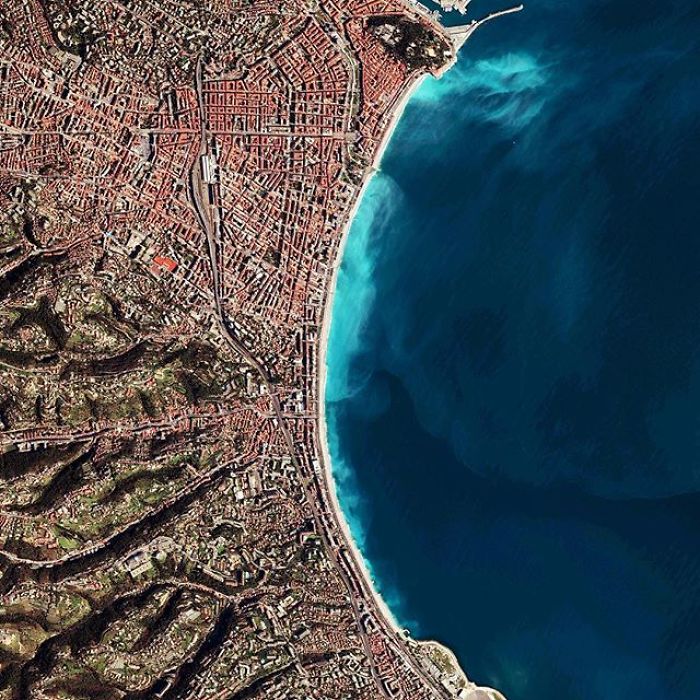 Breathtaking Satellite Photos That Will Change How You See Our World (New Pics) Breathtaking Satellite Photos That Will Change How You See Our World (New Pics)