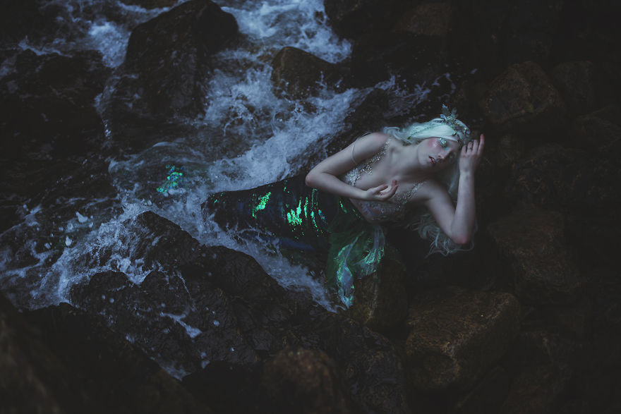 I Created A Dark Fantasy Photography Series About Mermaids Forced To Live On Land I Created A Dark Fantasy Photography Series About Mermaids Forced To Live On Land