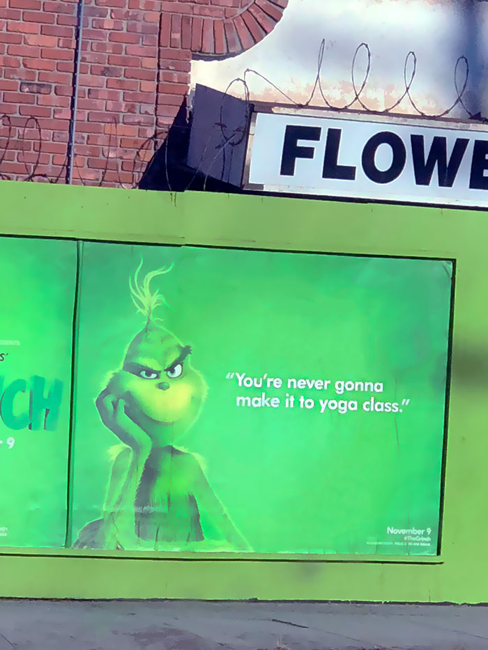 This Billboard Campaign To Promote The New Grinch Movie Is Hilariously Roasting Various Cities Of America This Billboard Campaign To Promote The New Grinch Movie Is Hilariously Roasting Various Cities Of America