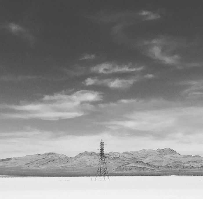 21 Minimalist Photos By BTS’s V 21 Minimalist Photos By BTS’s V