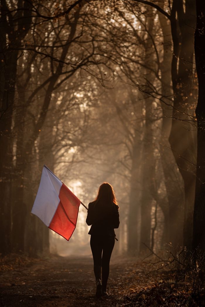We Celebrated 100 Years Of Polish Independence With A Patriotic Photoshoot