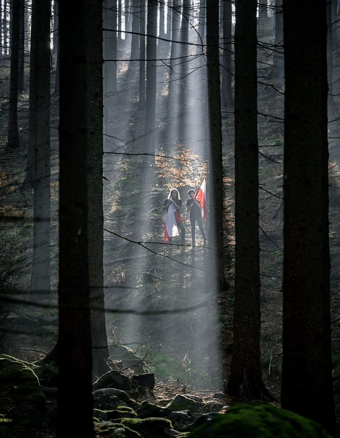 We Celebrated 100 Years Of Polish Independence With A Patriotic Photoshoot