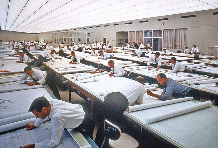 19 Amazing Vintage Photos That Show How People Worked Before AutoCAD