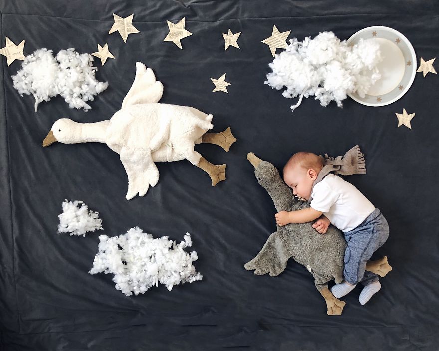 I Capture What It’s Like Being A Mom Of Two From An Unusual Perspective I Capture What It’s Like Being A Mom Of Two From An Unusual Perspective