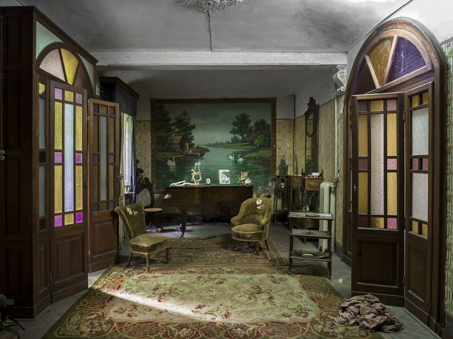 I Took Magnificent Photos Of Abandoned Sites Throughout Italy To Evoke Feelings Of The Past